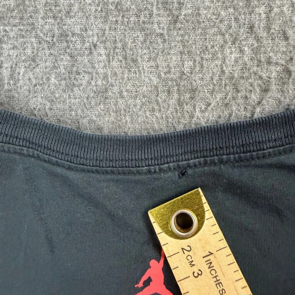 Jordan graphic shirt